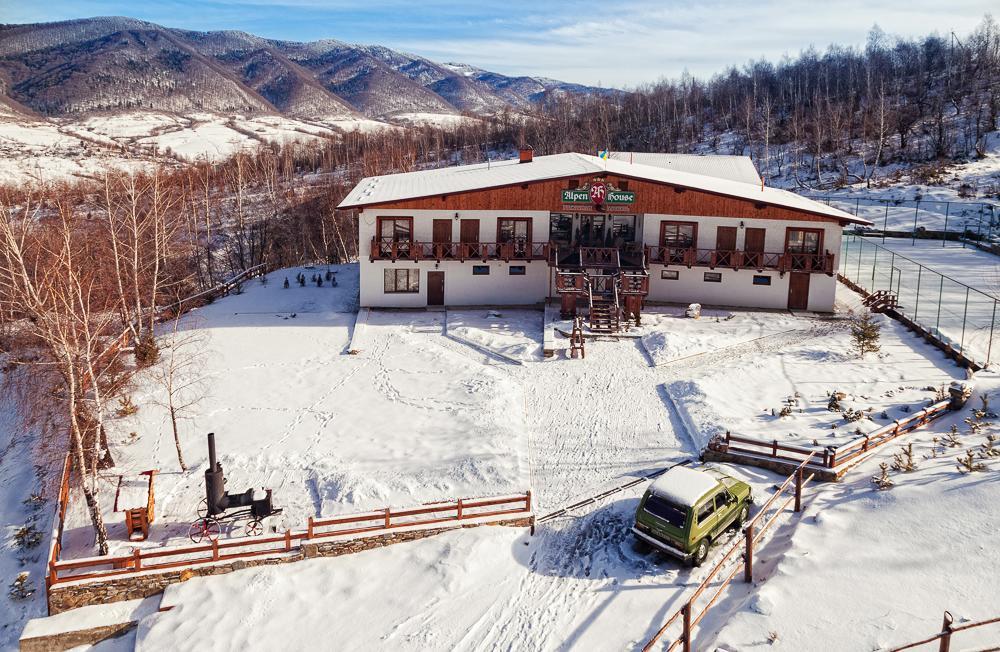 Отель Alpen House Вышка Экстерьер фото